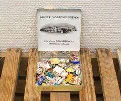 Verzameling speldjes