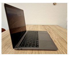 MacBook Air 2019 - i5 1.6GHz /8GB RAM /128GB SSD
