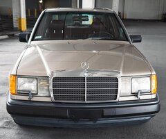 1989 Mercedes-Benz 300E Sedan