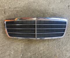 Mercedes w210 E Grille